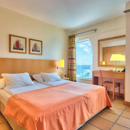 Ξενοδοχείο The Views Monumental 4*